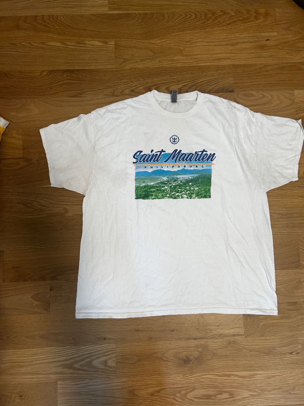 Gildan White Saint Maarten Graphic Tee